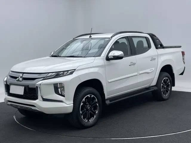 Carro Mitsubishi L200 Triton Sport 2024 HPE 2.4