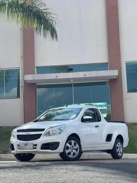 Carro Chevrolet Montana 2016 LS 1.4 (Flex)