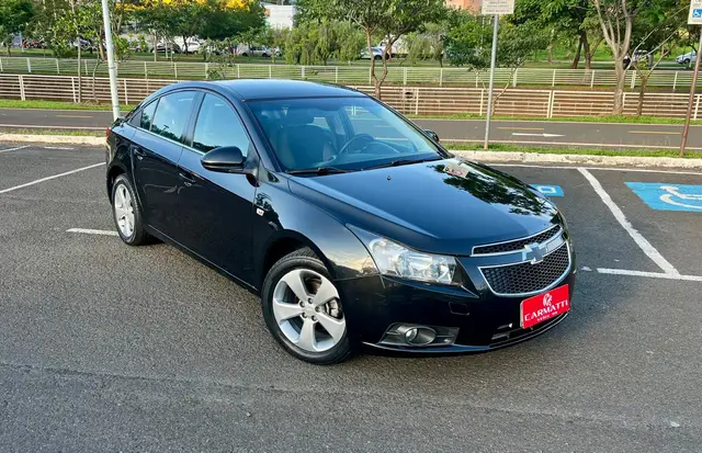Carro Chevrolet Cruze 2012 LT 1.8 16V Ecotec (Flex)