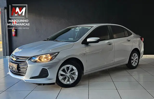 Carro Chevrolet Onix Plus 2023 LT 1.0