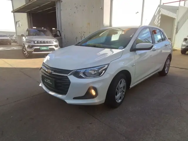 Carro Chevrolet Onix Plus 2025 LT 1.0