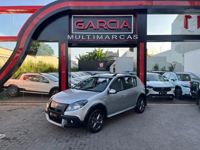 Carro Renault Sandero Stepway 2014 1.6 16V Hi-Flex (aut)