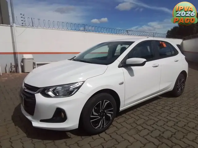 Carro Chevrolet Onix Plus 2025 LT 1.0