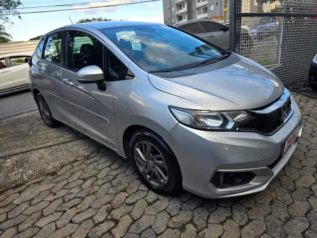 Carro Honda Fit 2015 1.5 16v LX CVT (Flex)