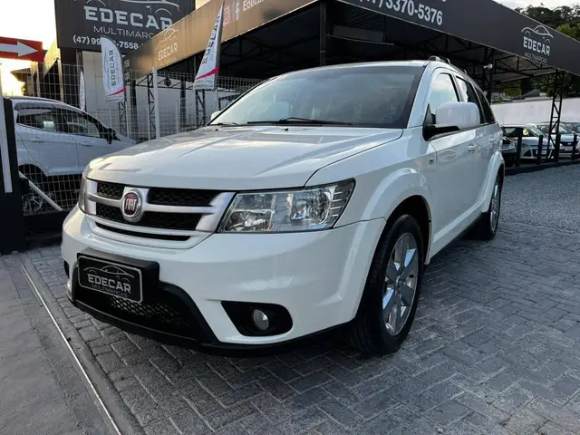 Carro Fiat Freemont 2014 2.4 16V Precision (Aut)