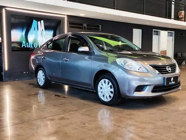 Carro Nissan Versa 2012 1.6 16V SV (Flex)