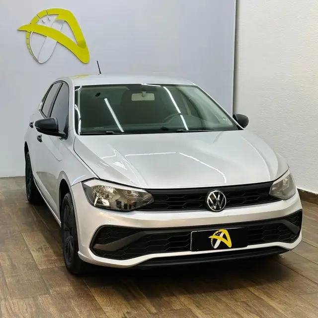Carro Volkswagen Polo 2025 Track 1.0 Flex 12V 5p
