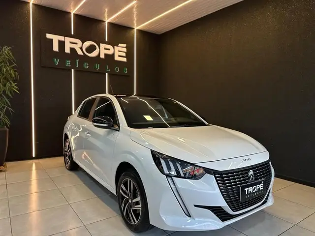 Carro Peugeot 208 2024 Roadtrip 1.6
