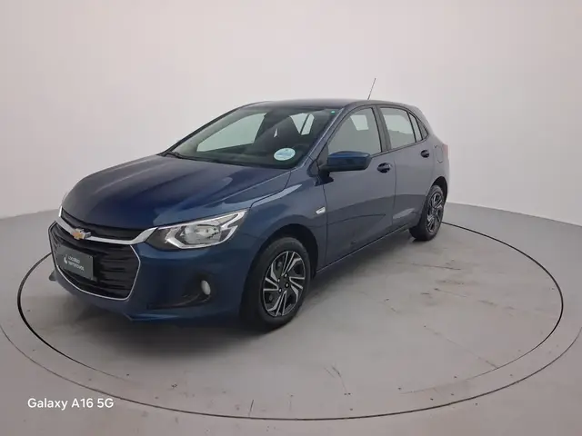 Carro Chevrolet Onix Plus 2025 LT 1.0