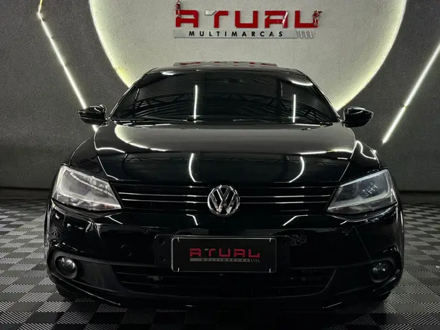 Carro Volkswagen Jetta 2014 2.0 Comfortline Tiptronic (Flex)