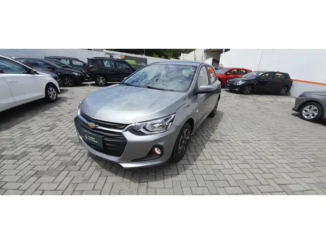 Carro Chevrolet Onix Plus 2025 LT 1.0