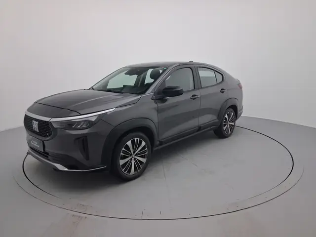 Carro Fiat Fastback 2025 Audace