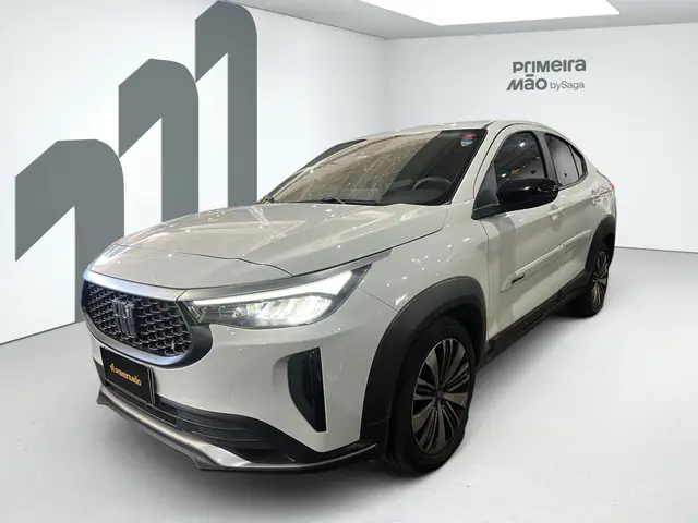 Carro Fiat Fastback 2025 Audace T200 Hybrid