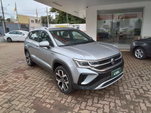 Carro Volkswagen Taos 2024 Highline 1.4 TSI