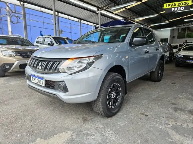 Carro Mitsubishi L200 Triton Sport 2022 GL 2.4 DID-H 4x4 (Aut)
