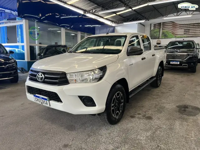 Carro Toyota Hilux Cabine Dupla 2020 Hilux 2.8 TDI CD STD Power Pack 4x4