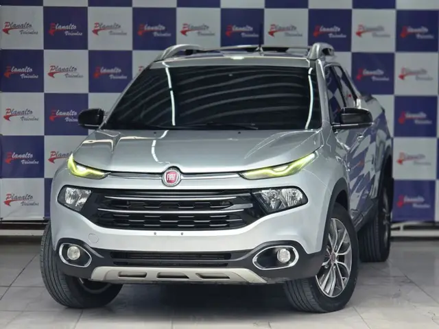 Carro Fiat Toro 2019 Volcano 2.0 diesel AT9 4x4