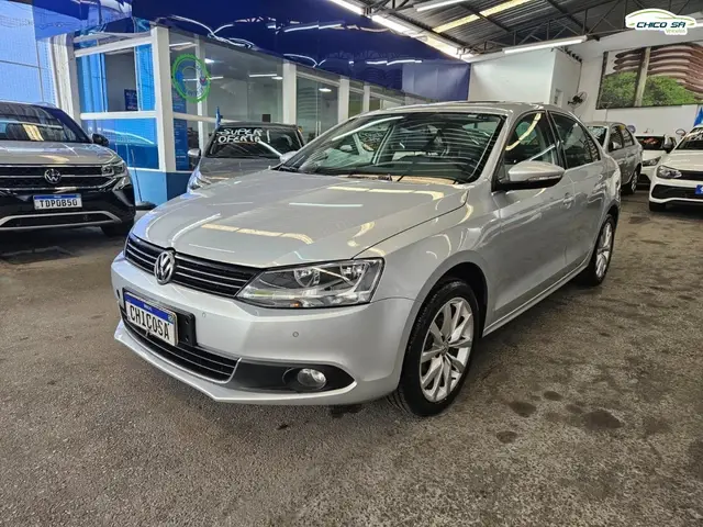 Carro Volkswagen Jetta 2014 2.0 TSI Highline DSG