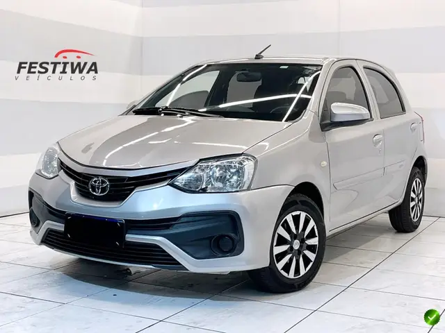Carro Toyota Etios 2018 X 1.3 (Flex)