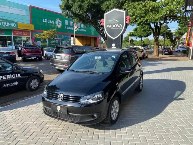 Carro Volkswagen Fox 2014 1.6 VHT (Flex)
