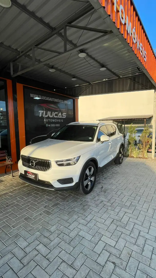 Carro Volvo XC40 Momentum 2019 XC40 2.0 T5 Momentum AWD
