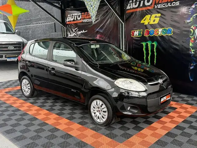 Carro Fiat Palio 2013 Attractive 1.4 8V (Flex)