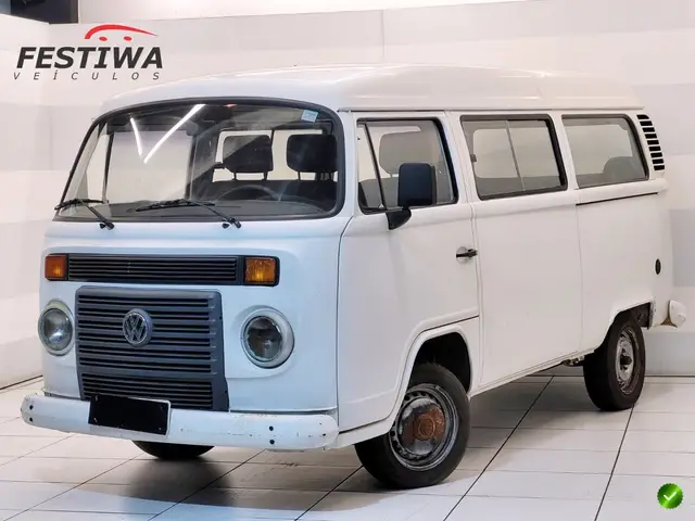 Carro Volkswagen Kombi 2011 Standard 1.4 (Flex)