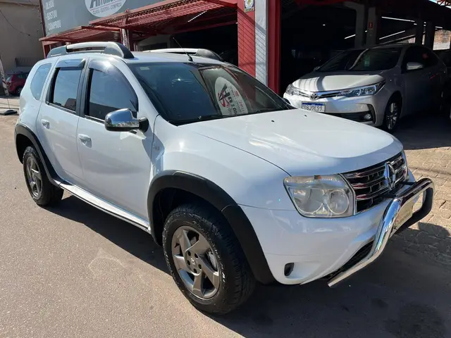 Carro Renault Duster 2013 2.0 16V Dynamique (Flex)