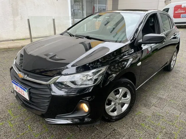 Carro Chevrolet Onix Plus 2025 LT 1.0
