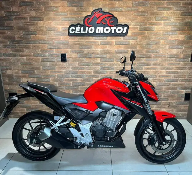 Moto Honda CB 300F Twister 2024 (ABS)