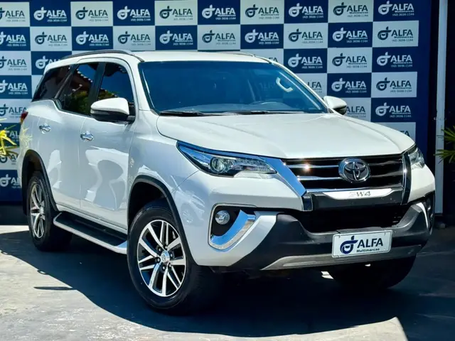 Carro Toyota SW4 2020 2.8 TDI SRX 7L 4x4 (Aut) (Diesel)