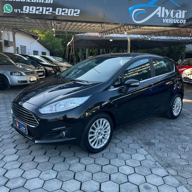 Carro Ford Fiesta Hatch 2014 1.6