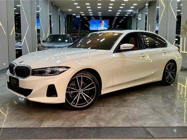 Carro BMW 320i 2023 Sport GP 2.0 Turbo (Aut.)