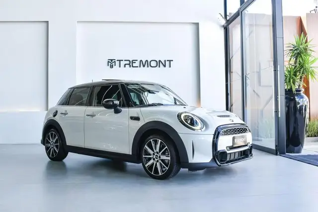 Carro MINI Cooper 2024 S 2.0 Turbo 16V 5p Aut.