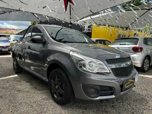 Carro Chevrolet Montana 2019 LS 1.4 (Flex)