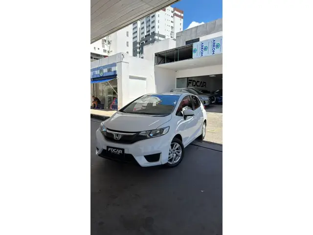 Carro Honda Fit 2015 1.5 16v LX CVT (Flex)