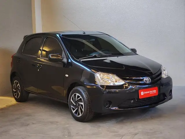 Carro Toyota Etios 2013 1.3 (Flex)