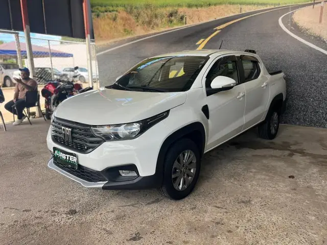 Carro Fiat Strada 2021 Endurance 1.4 CD (Flex)