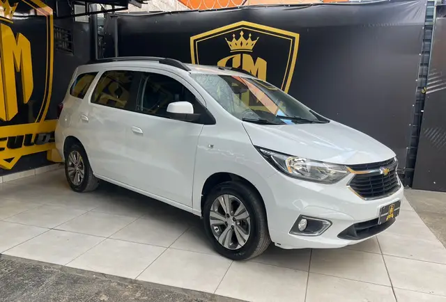 Carro Chevrolet Spin 2023 Premier 1.8 (Aut.)