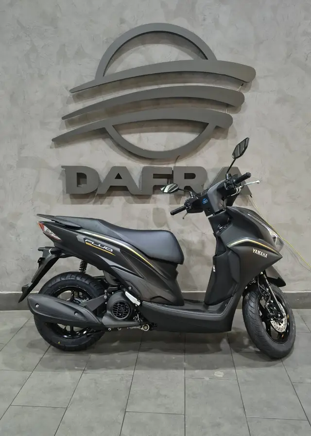 Moto Yamaha Fluo 2026 Hybrid Connected