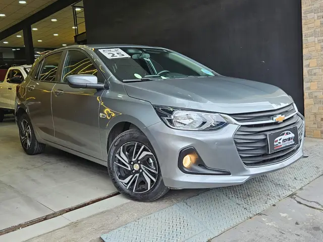 Carro Chevrolet Onix 2025 LT 1.0 Turbo