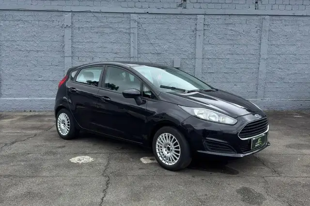 Carro Ford Fiesta Hatch 2014 1.5 (Flex)