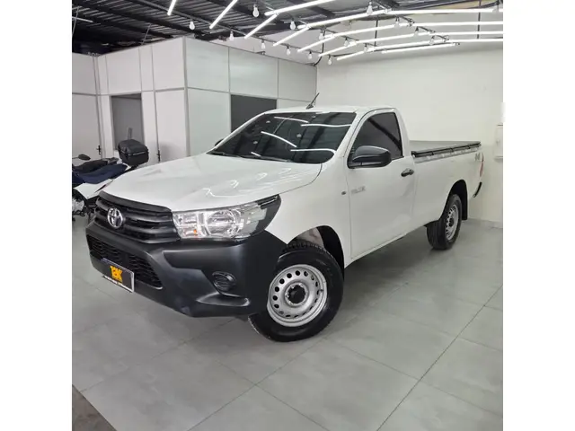 Carro Toyota Hilux Cabine Simples 2024 4x4 2.8 Diesel