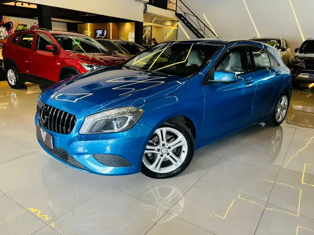 Carro Mercedes-Benz CLA 200 2015 1.6 Urban DCT