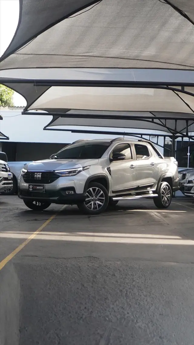 Carro Fiat Strada 2025 Volcano 1.3 Flex 8V CD Aut.