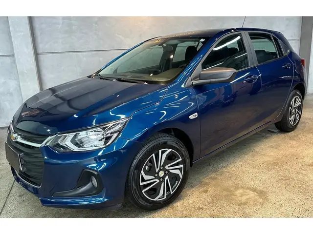 Carro Chevrolet Onix Plus 2024 LT 1.0