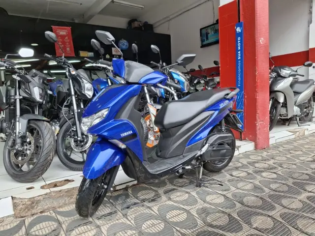 Moto Yamaha Fluo 2024 ABS