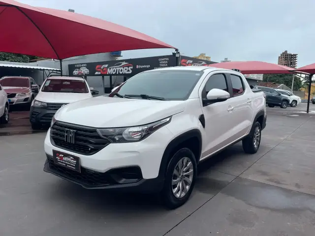 Carro Fiat Strada 2025 Volcano 1.3 Flex 8V CD Aut.