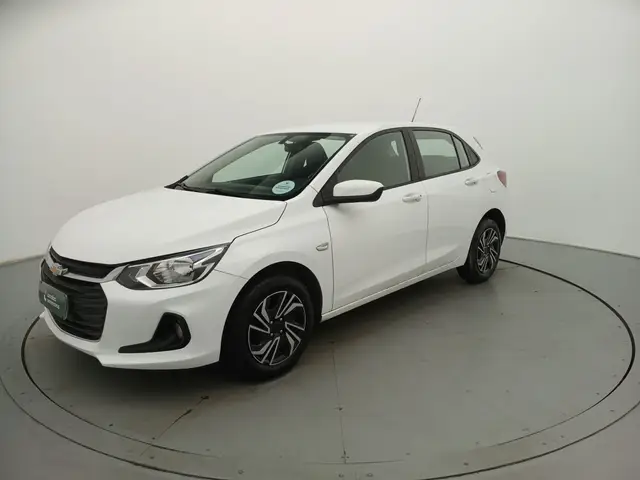 Carro Chevrolet Onix Plus 2025 LT 1.0