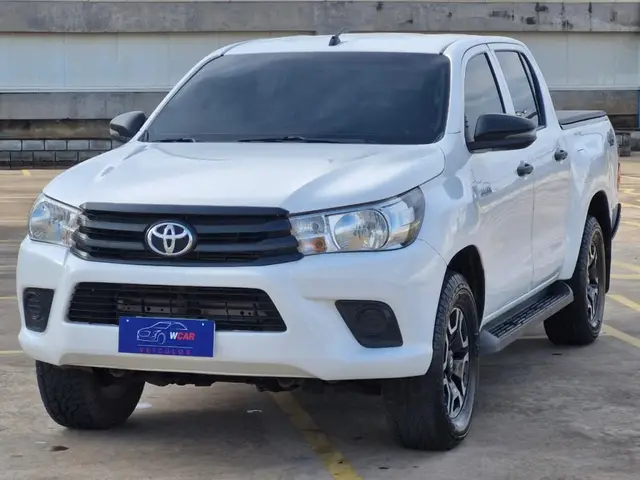 Carro Toyota Hilux Cabine Dupla 2020 Hilux 2.8 TDI CD STD Power Pack 4x4